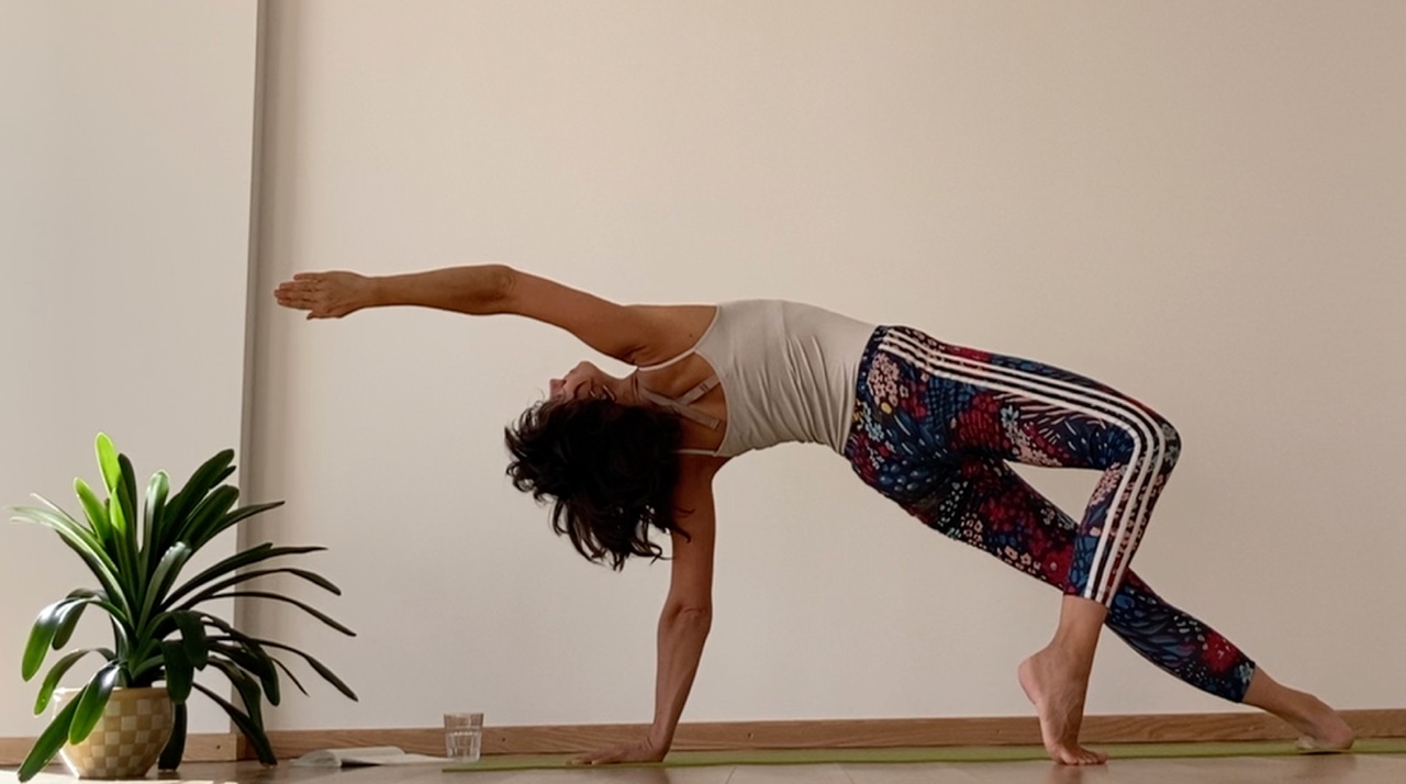 Vinyasa Yoga im StrandHotel mit Steffi