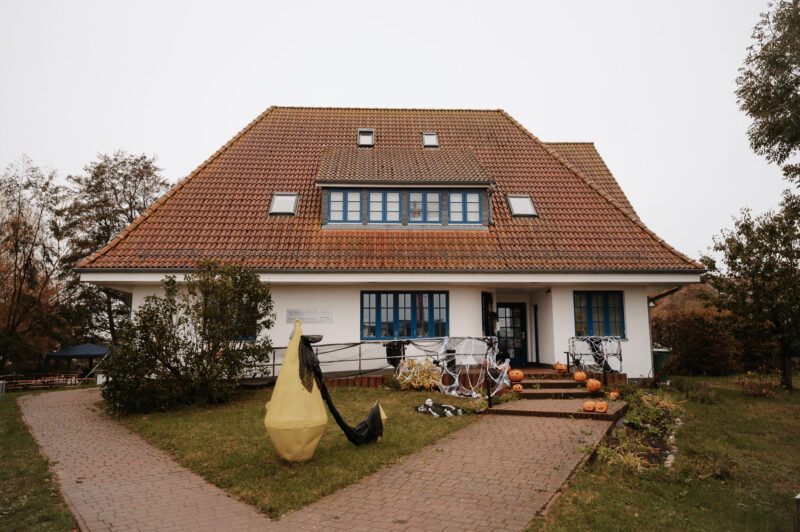 Henni-Lehmann-Haus / Haus des Gastes / Bibliothek   (Vitte)