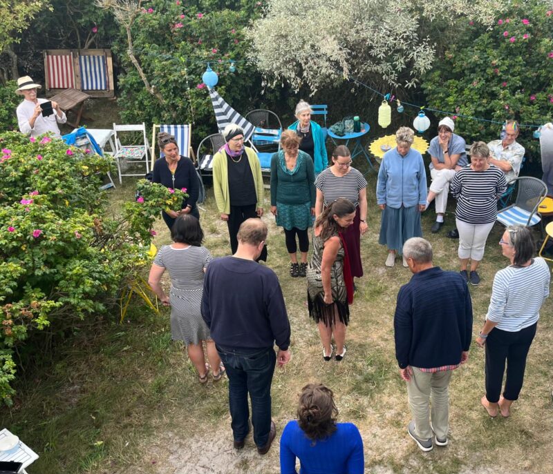 Lesung und Tanz mit Ute und Rena Fritsch